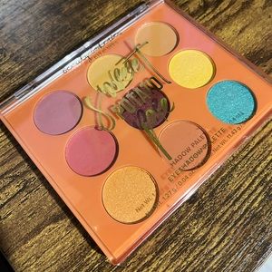 Beauty Bakerie Sweet Potato Pie Eyeshadow Palette